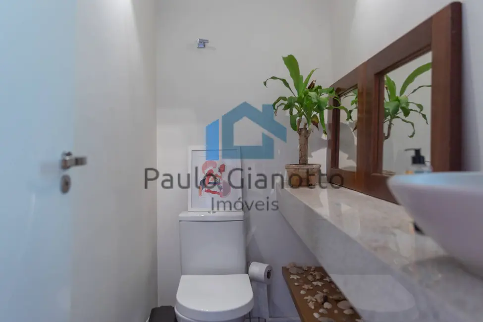 Foto 6 de Casa de Condomínio com 5 quartos para alugar, 300m2 em Chácara do Refúgio, Carapicuiba - SP