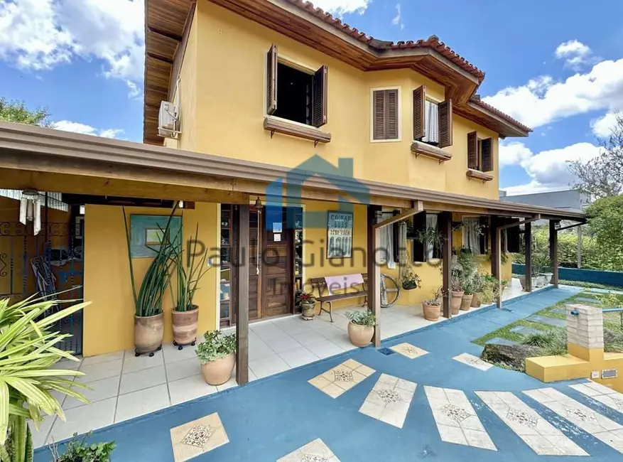 Foto 2 de Casa de Condomínio com 3 quartos à venda, 240m2 em Nova Higienópolis, Jandira - SP