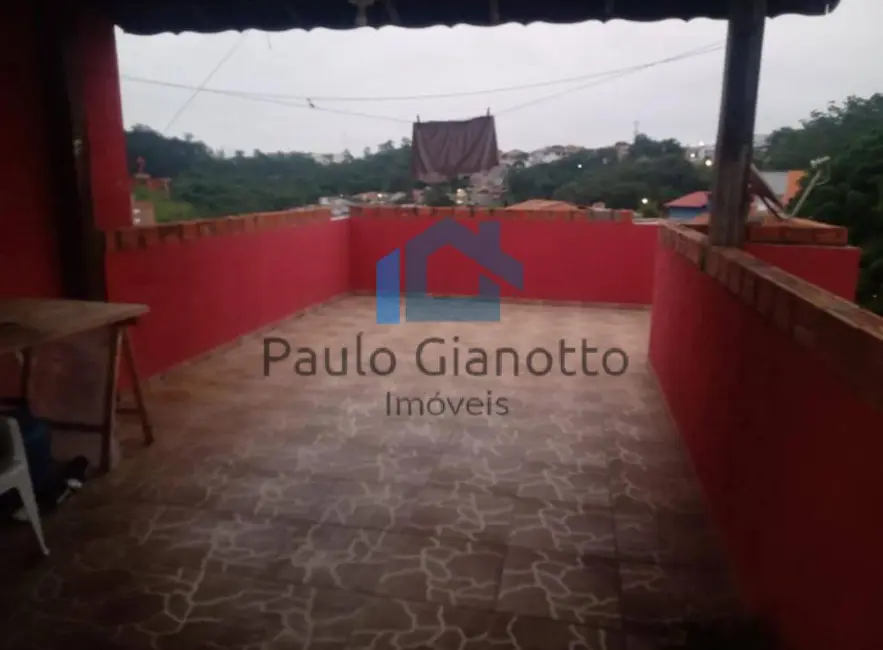 Casa com 3 quartos para alugar, 90m2 em Jardim Sabiá, Cotia - SP - imagem 3 Foto 3 de Casa com 3 quartos para alugar, 90m2 em Jardim Sabiá, Cotia - SP