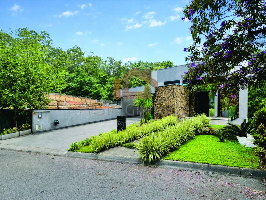 Foto 3 de Casa de Condomínio com 3 quartos à venda, 329m2 em Jardim do Golf I, Jandira - SP