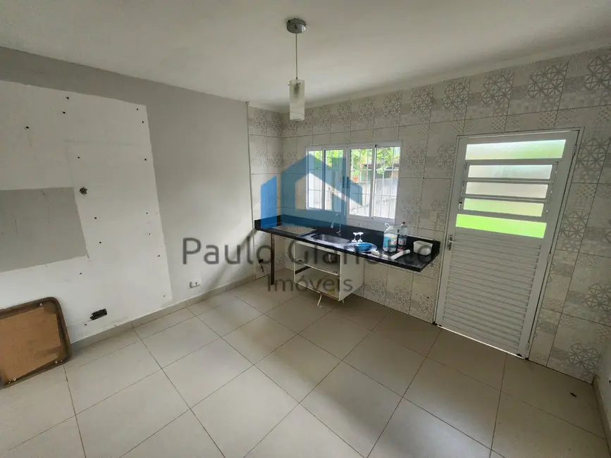Foto 9 de Casa com 3 quartos para alugar, 150m2 em Jardim Maria Tereza, Cotia - SP