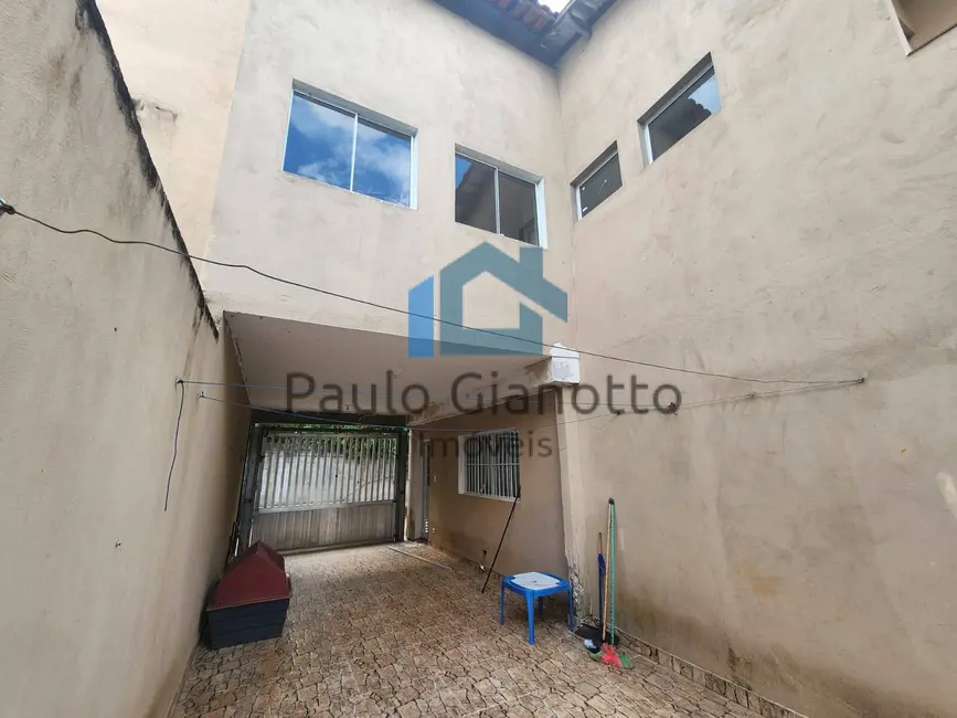 Foto 3 de Casa com 3 quartos para alugar, 150m2 em Jardim Maria Tereza, Cotia - SP