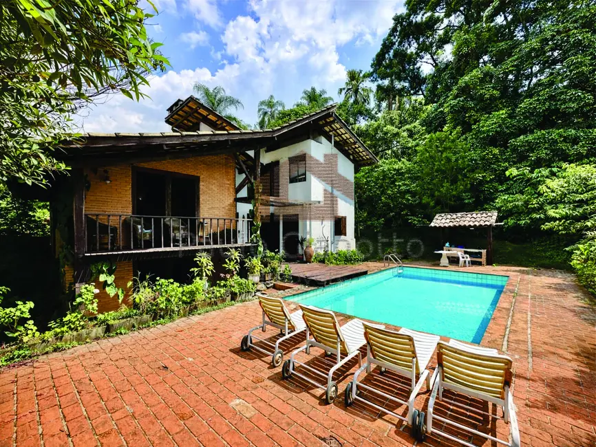 Foto 2 de Casa de Condomínio com 3 quartos à venda, 305m2 em Chácara de La Rocca, Carapicuiba - SP