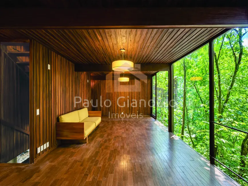 Foto 7 de Casa de Condomínio com 4 quartos à venda e para alugar, 261m2 em Chácara do Refúgio, Carapicuiba - SP