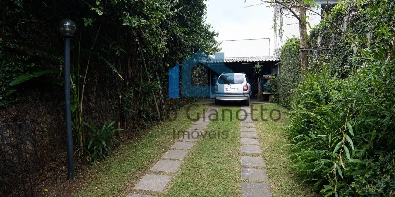 Casa com 3 quartos à venda, 165m2 em Jardim Cotia, Cotia - SP - imagem 9 Foto 9 de Casa com 3 quartos à venda, 165m2 em Jardim Cotia, Cotia - SP