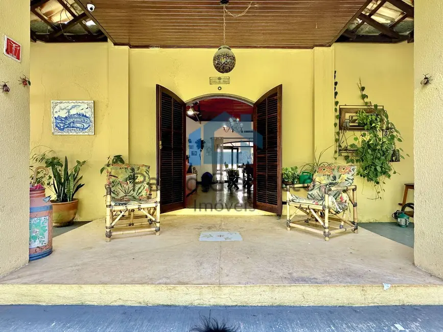 Casa de Condomínio com 5 quartos à venda, 302m2 em Jardim Colibri, Embu Das Artes - SP - imagem 4 Foto 4 de Casa de Condomínio com 5 quartos à venda, 302m2 em Jardim Colibri, Embu Das Artes - SP