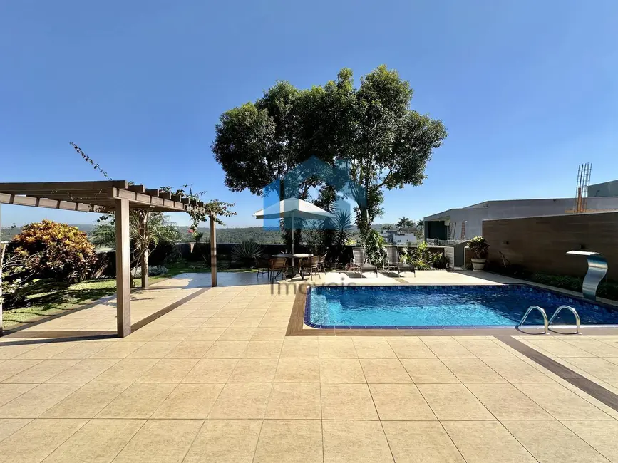 Foto 5 de Casa de Condomínio com 3 quartos à venda, 318m2 em Golf Gardens, Carapicuiba - SP