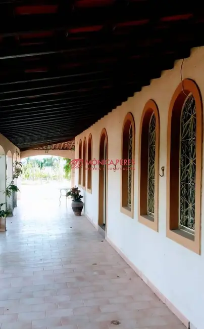 Casa com 3 quartos à venda, 20300m2 em Valinhos - SP - imagem 3 Foto 3 de Casa com 3 quartos à venda, 20300m2 em Valinhos - SP