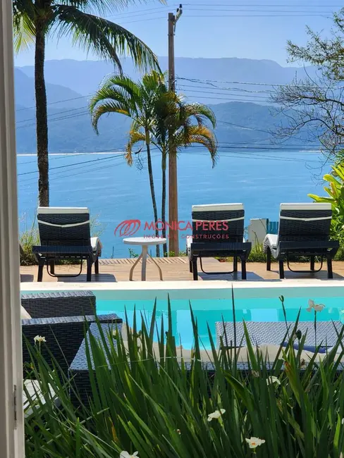 Foto 4 de Casa com 4 quartos à venda, 1609m2 em Ubatuba - SP