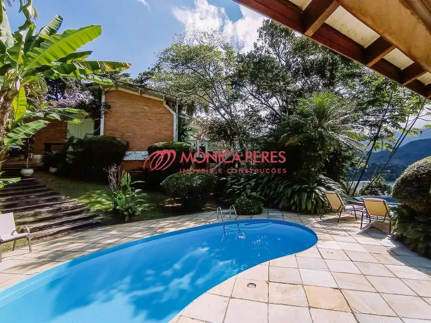 Foto 2 de Casa com 5 quartos à venda, 350m2 em Ubatuba - SP