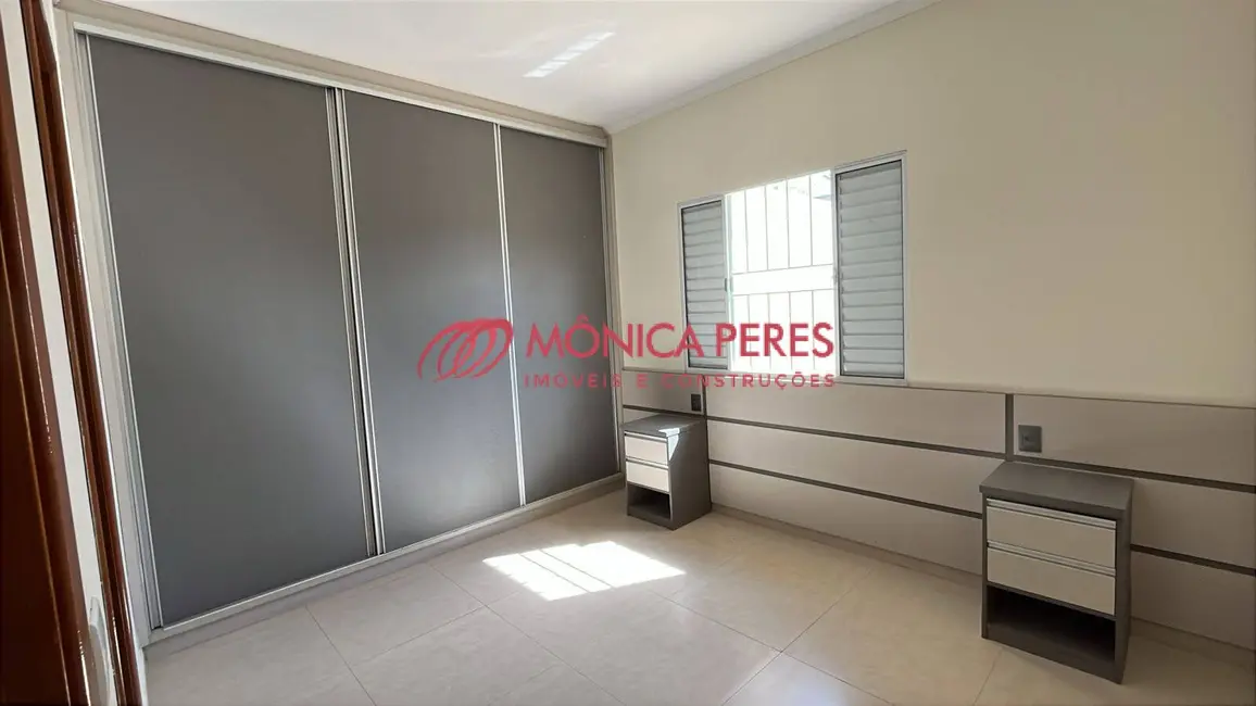 Casa com 3 quartos à venda, 250m2 em Itupeva - SP - imagem 4 Foto 4 de Casa com 3 quartos à venda, 250m2 em Itupeva - SP