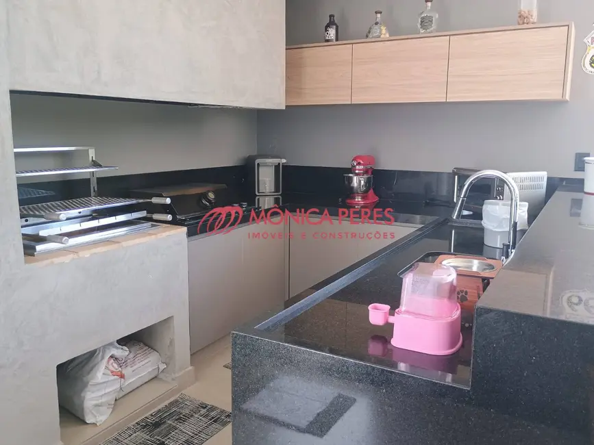 Foto 2 de Casa com 4 quartos à venda, 360m2 em Itupeva - SP