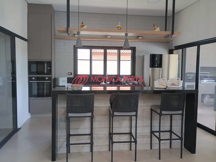 Foto 3 de Casa com 4 quartos à venda, 360m2 em Itupeva - SP