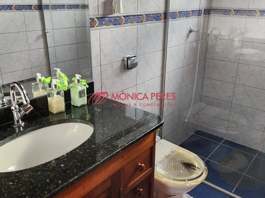 Foto 5 de Casa de Condomínio com 4 quartos à venda, 166m2 em Ubatuba - SP