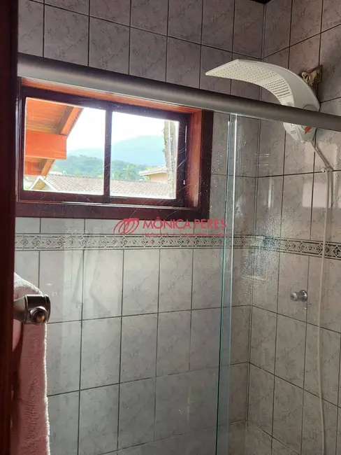 Foto 3 de Casa de Condomínio com 4 quartos à venda, 166m2 em Ubatuba - SP