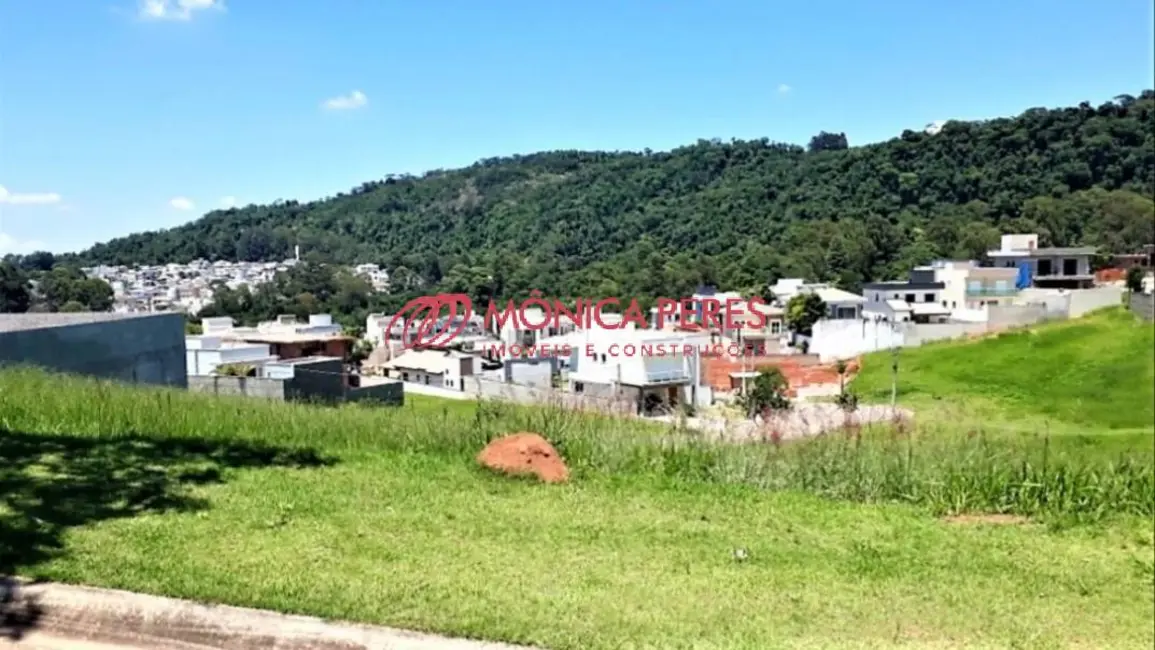 Foto 1 de Terreno / Lote à venda, 371m2 em Itupeva - SP