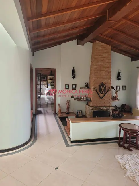 Foto 3 de Casa à venda e para alugar, 2000m2 em Recanto Amapola, Braganca Paulista - SP