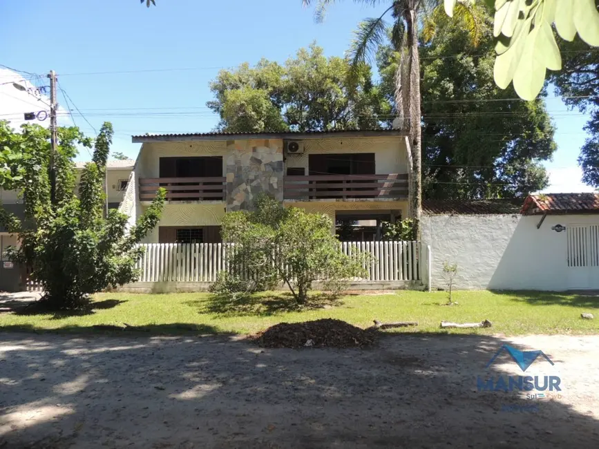 Foto 1 de Sobrado com 5 quartos à venda, 720m2 em Pontal Do Parana - PR