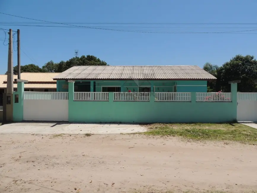Foto 3 de Casa com 3 quartos à venda, 360m2 em Pontal do Sul, Pontal Do Parana - PR