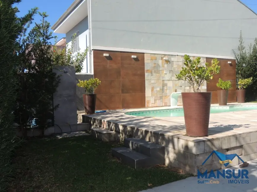 Sobrado com 4 quartos à venda, 300m2 em Matinhos - PR - imagem 6 Foto 6 de Sobrado com 4 quartos à venda, 300m2 em Matinhos - PR