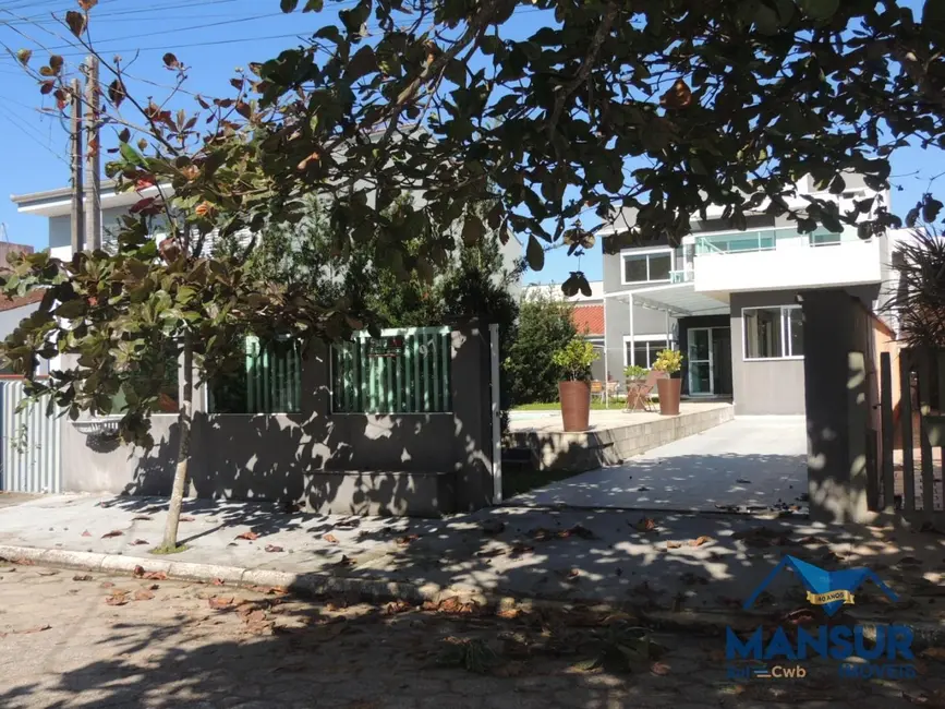 Sobrado com 4 quartos à venda, 300m2 em Matinhos - PR - imagem 2 Foto 2 de Sobrado com 4 quartos à venda, 300m2 em Matinhos - PR