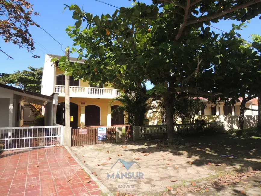 Foto 3 de Sobrado com 5 quartos à venda, 324m2 em Pontal Do Parana - PR