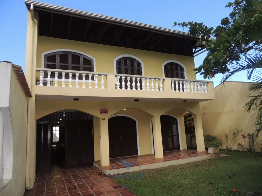 Foto 6 de Sobrado com 5 quartos à venda, 324m2 em Pontal Do Parana - PR