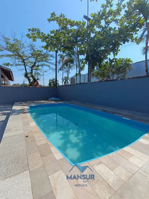 Foto 4 de Casa com 2 quartos à venda, 225m2 em Pontal do Sul, Pontal Do Parana - PR