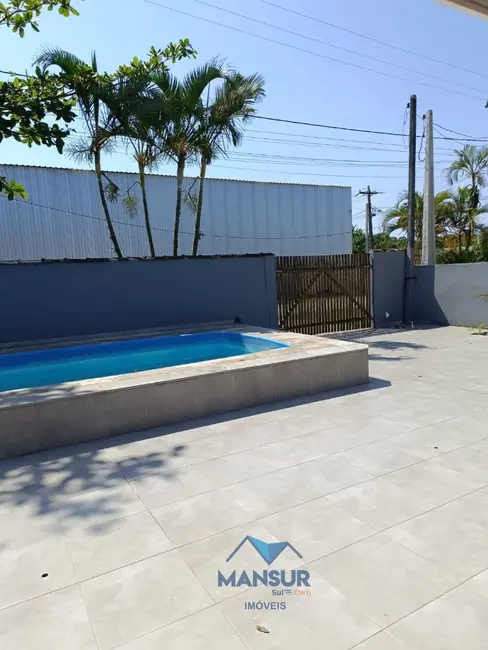 Foto 3 de Casa com 2 quartos à venda, 225m2 em Pontal do Sul, Pontal Do Parana - PR