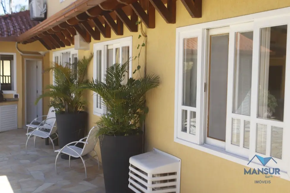 Foto 3 de Casa com 4 quartos à venda, 1520m2 em Pontal do Sul, Pontal Do Parana - PR