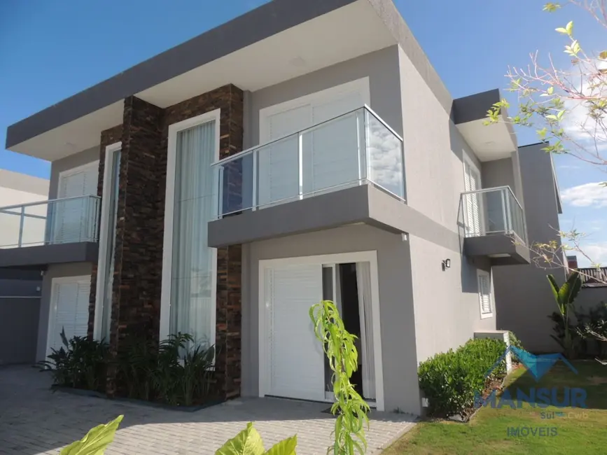 Foto 6 de Sobrado com 4 quartos à venda, 232m2 em Pontal do Sul, Pontal Do Parana - PR