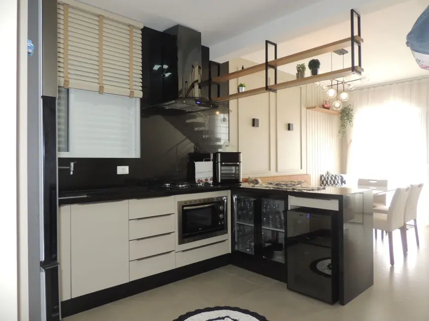 Foto 9 de Sobrado com 4 quartos à venda, 232m2 em Pontal do Sul, Pontal Do Parana - PR