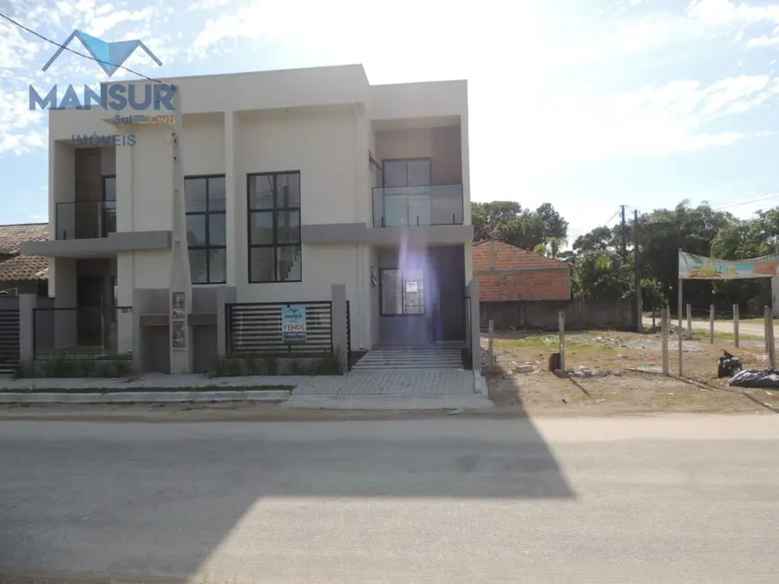 Foto 3 de Sobrado com 3 quartos à venda, 102m2 em Pontal do Sul, Pontal Do Parana - PR