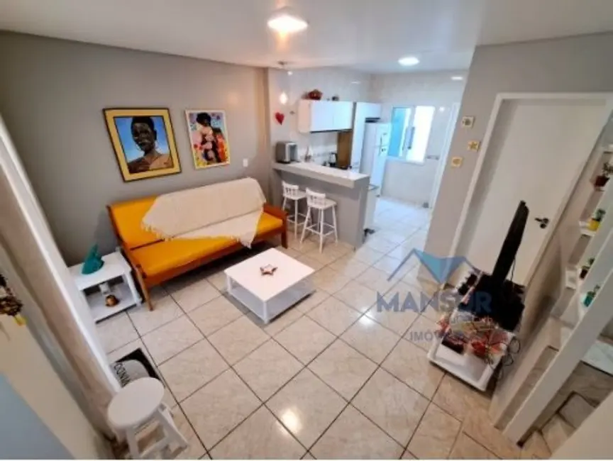 Sobrado com 3 quartos à venda, 72m2 em Pontal do Sul, Pontal Do Parana - PR - imagem 9 Foto 9 de Sobrado com 3 quartos à venda, 72m2 em Pontal do Sul, Pontal Do Parana - PR