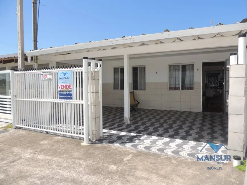Foto 1 de Casa com 2 quartos à venda, 108m2 em Pontal do Sul, Pontal Do Parana - PR