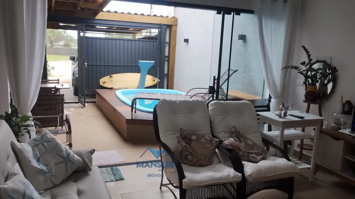 Foto 1 de Casa com 2 quartos à venda, 77m2 em Pontal do Sul, Pontal Do Parana - PR