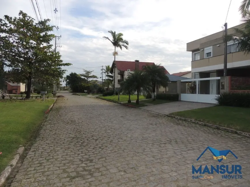 Sobrado com 4 quartos à venda, 360m2 em Pontal Do Parana - PR - imagem 4 Foto 4 de Sobrado com 4 quartos à venda, 360m2 em Pontal Do Parana - PR