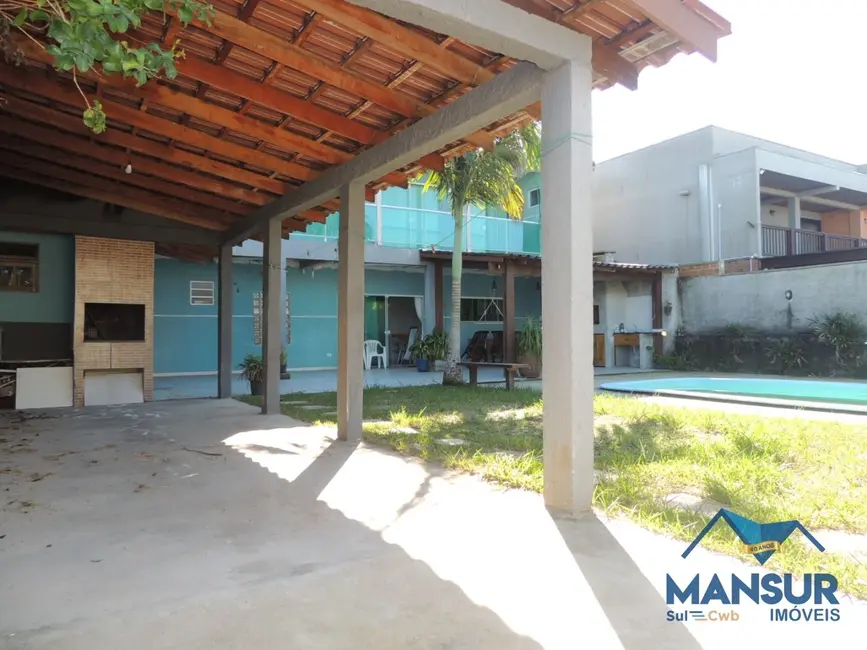 Sobrado com 4 quartos à venda, 330m2 em Pontal Do Parana - PR - imagem 7 Foto 7 de Sobrado com 4 quartos à venda, 330m2 em Pontal Do Parana - PR