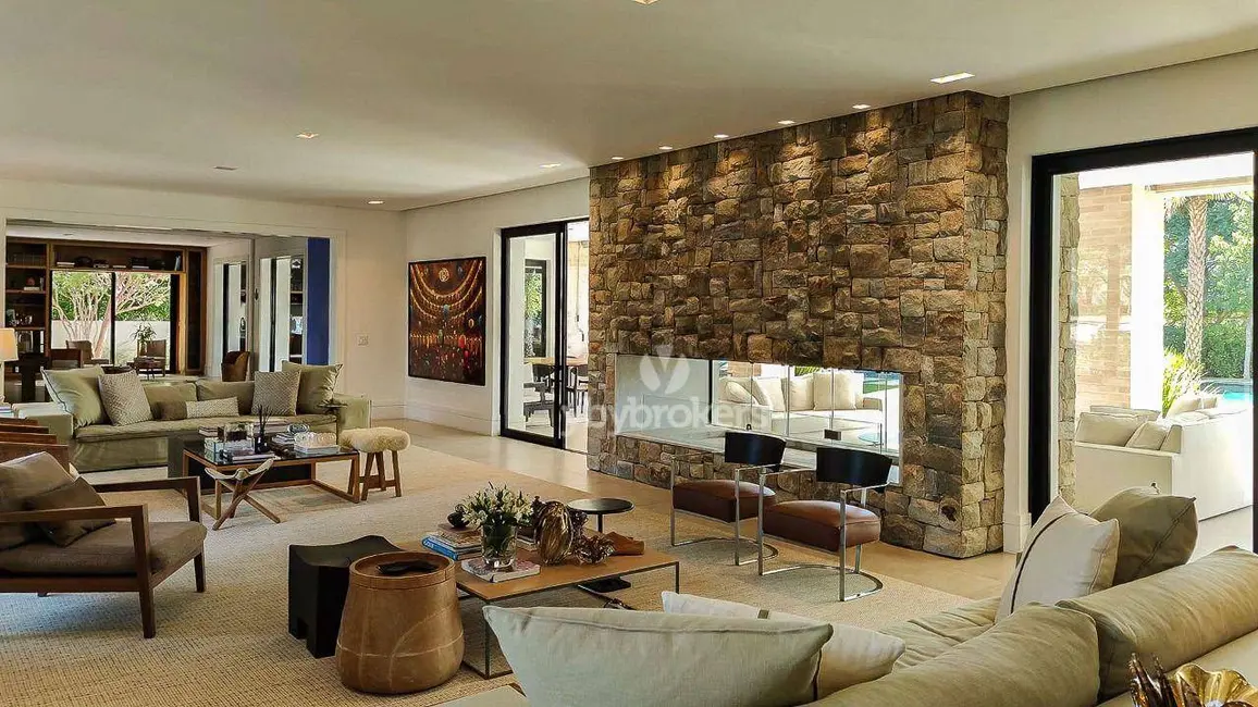 Casa de Condomínio com 5 quartos à venda, 2474m2 em Itu - SP - imagem 2 Foto 2 de Casa de Condomínio com 5 quartos à venda, 2474m2 em Itu - SP