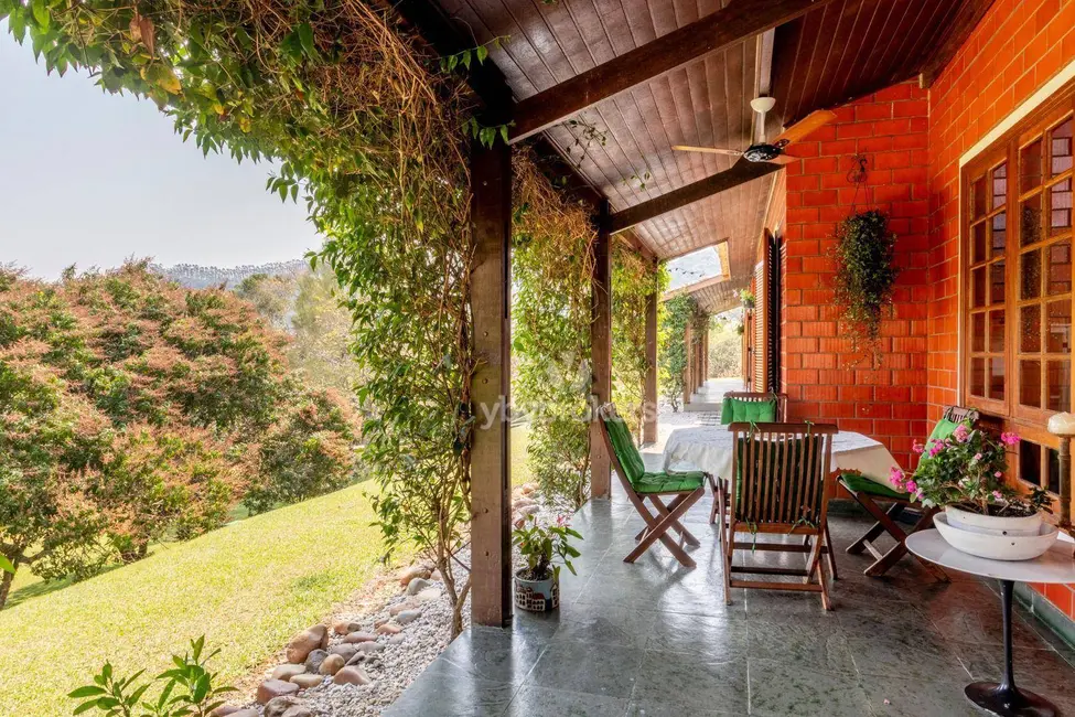 Foto 4 de Sítio / Rancho com 9 quartos à venda, 42600m2 em Jardim Colônia, Jacarei - SP