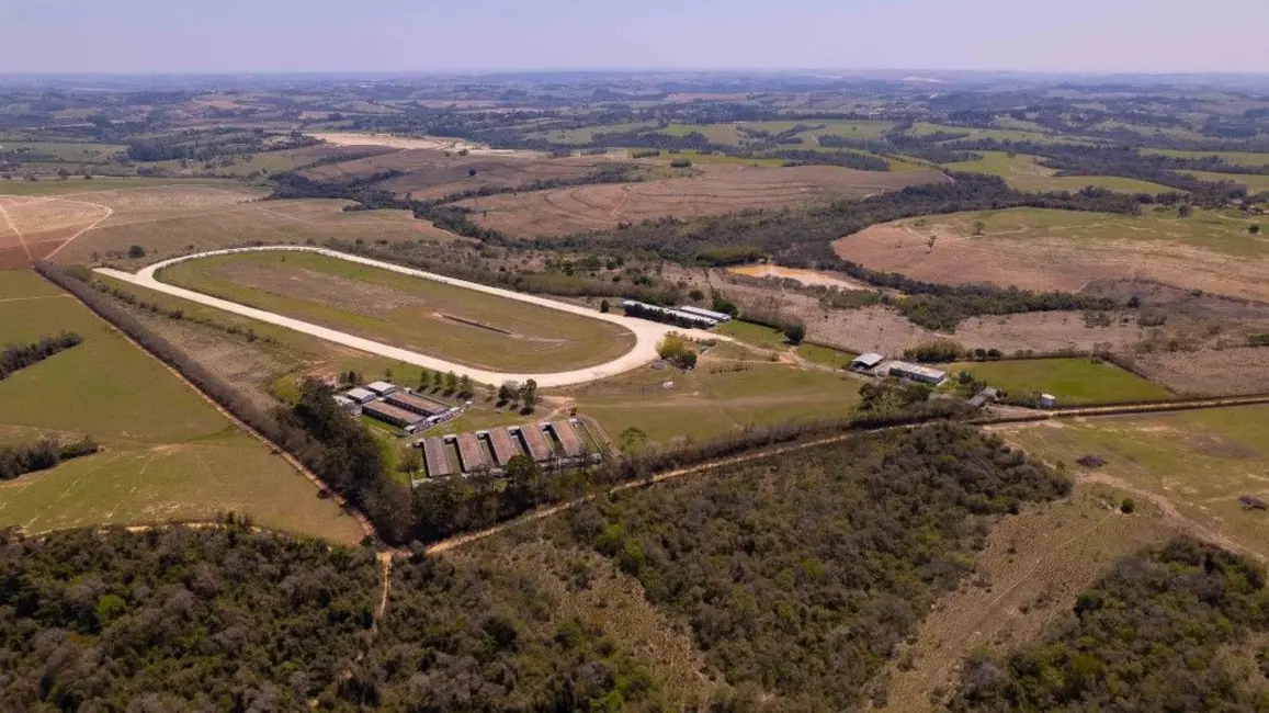 Foto 2 de Fazenda / Haras à venda, 518606m2 em Porto Feliz - SP