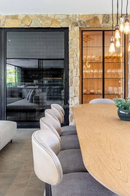 Casa de Condomínio com 6 quartos à venda, 2074m2 em Loteamento Residencial Parque Terras de Santa Cecília, Itu - SP - imagem 4 Foto 4 de Casa de Condomínio com 6 quartos à venda, 2074m2 em Loteamento Residencial Parque Terras de Santa Cecília, Itu - SP