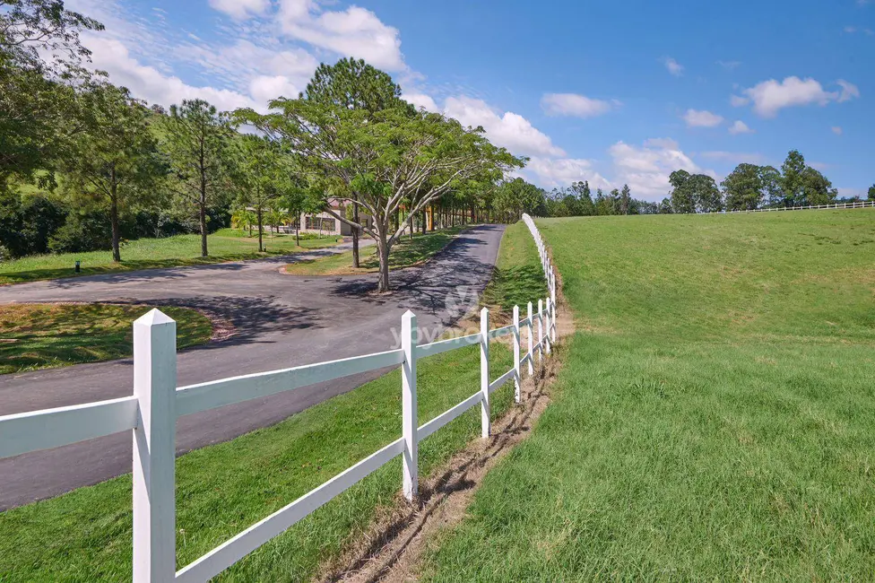 Terreno / Lote à venda, 22000m2 em Lopes, Valinhos - SP - imagem 3 Foto 3 de Terreno / Lote à venda, 22000m2 em Lopes, Valinhos - SP