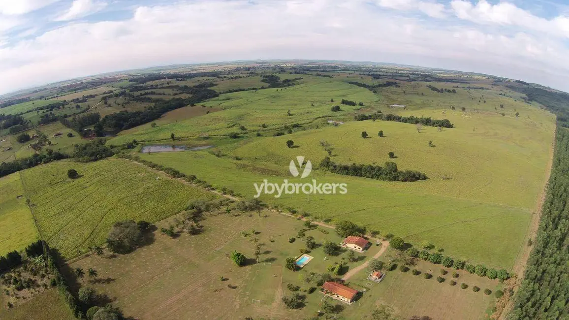 Foto 4 de Fazenda / Haras com 3 quartos à venda, 1936000m2 em Quadra - SP