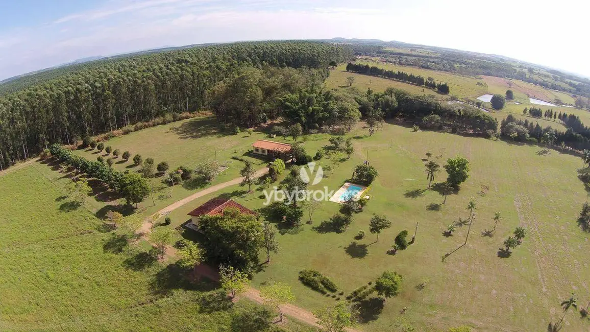 Foto 1 de Fazenda / Haras com 3 quartos à venda, 1936000m2 em Quadra - SP