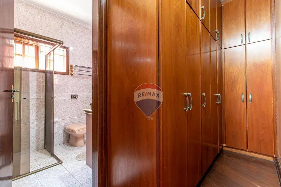 Sobrado com 3 quartos à venda, 300m2 em Vila Joana, Jundiai - SP - imagem 8 Foto 8 de Sobrado com 3 quartos à venda, 300m2 em Vila Joana, Jundiai - SP