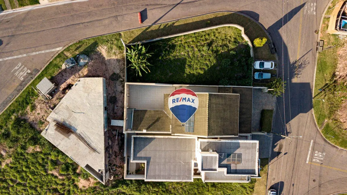 Casa de Condomínio com 3 quartos à venda, 300m2 em Jardim Promeca, Varzea Paulista - SP - imagem 8 Foto 8 de Casa de Condomínio com 3 quartos à venda, 300m2 em Jardim Promeca, Varzea Paulista - SP