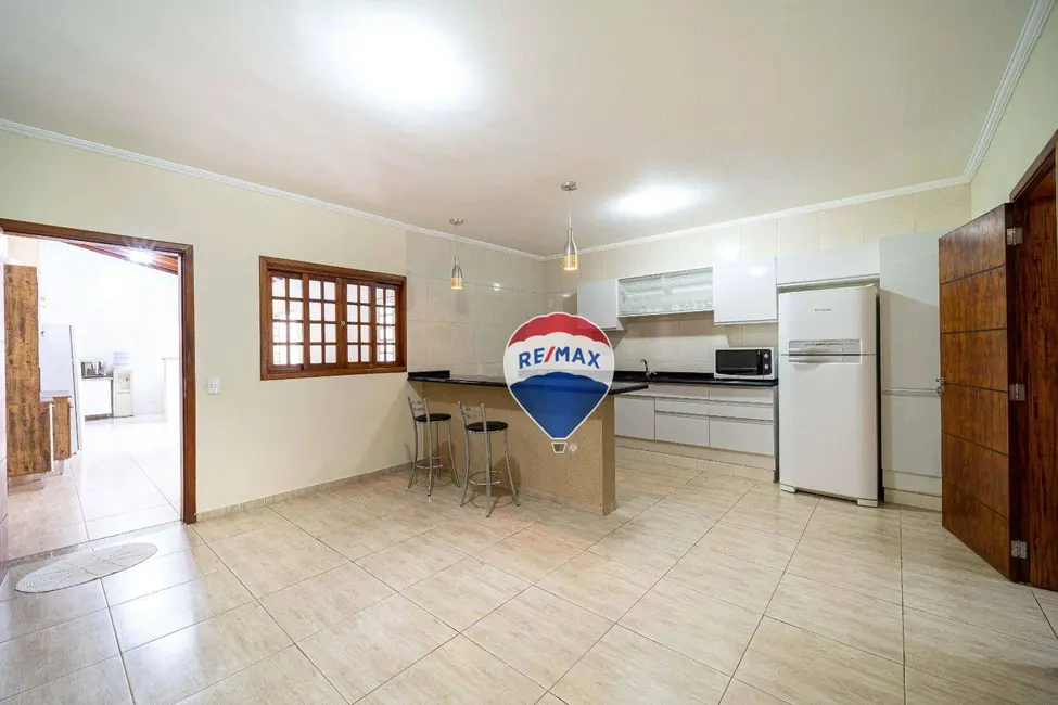 Casa de Condomínio com 3 quartos à venda, 300m2 em Jardim Promeca, Varzea Paulista - SP - imagem 4 Foto 4 de Casa de Condomínio com 3 quartos à venda, 300m2 em Jardim Promeca, Varzea Paulista - SP