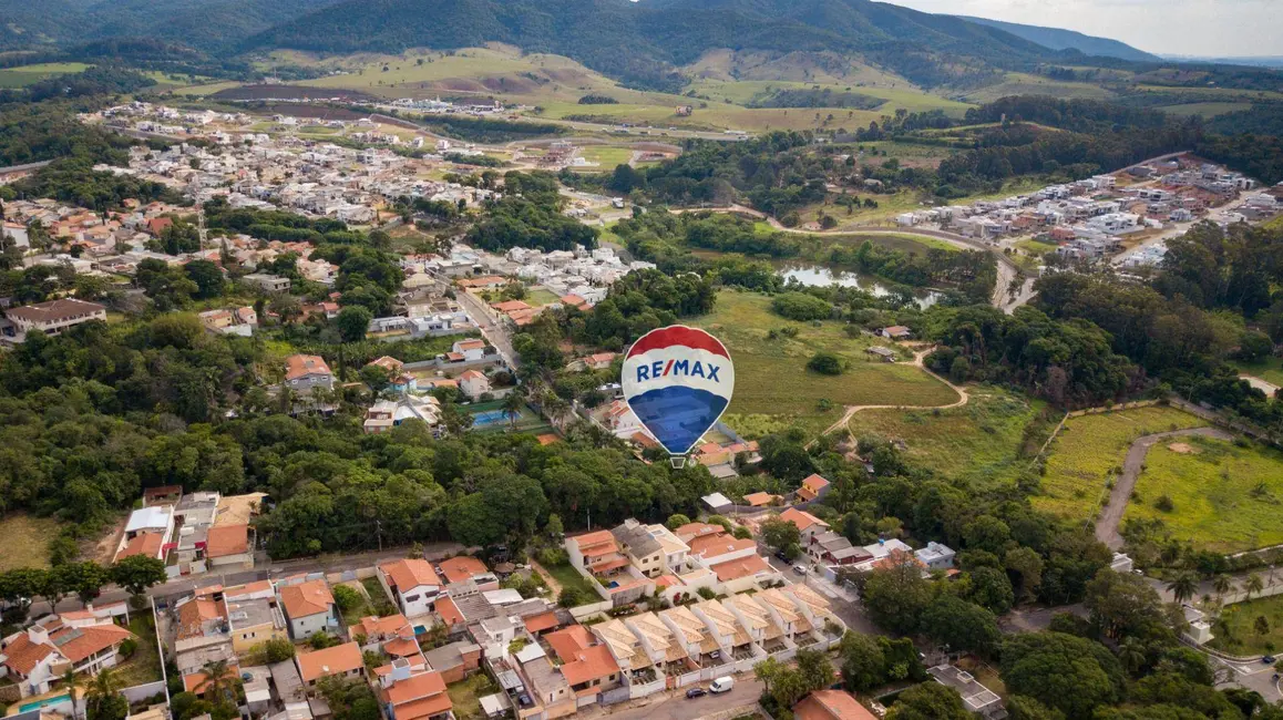 Casa com 4 quartos à venda, 240m2 em Jardim Quintas das Videiras, Jundiai - SP - imagem 4 Foto 4 de Casa com 4 quartos à venda, 240m2 em Jardim Quintas das Videiras, Jundiai - SP