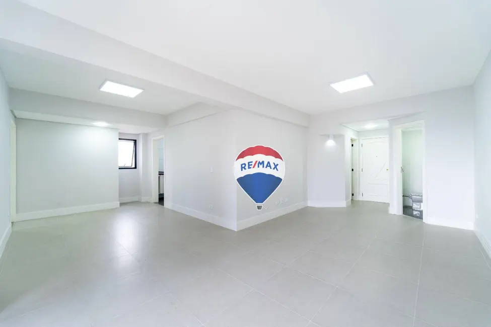 Apartamento com 3 quartos à venda, 135m2 em Centro, Jundiai - SP - imagem 3 Foto 3 de Apartamento com 3 quartos à venda, 135m2 em Centro, Jundiai - SP